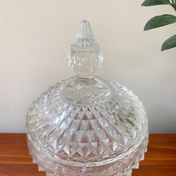 Vintage Clear Glass Apothecary Candy Crystal Covered Dish Bowl - Picture 3 of 3